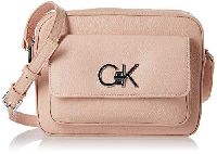Calvin Klein Damen Wiederverriegelung RE-LOHOBO Kameratasche, Spring Rose, Medium
